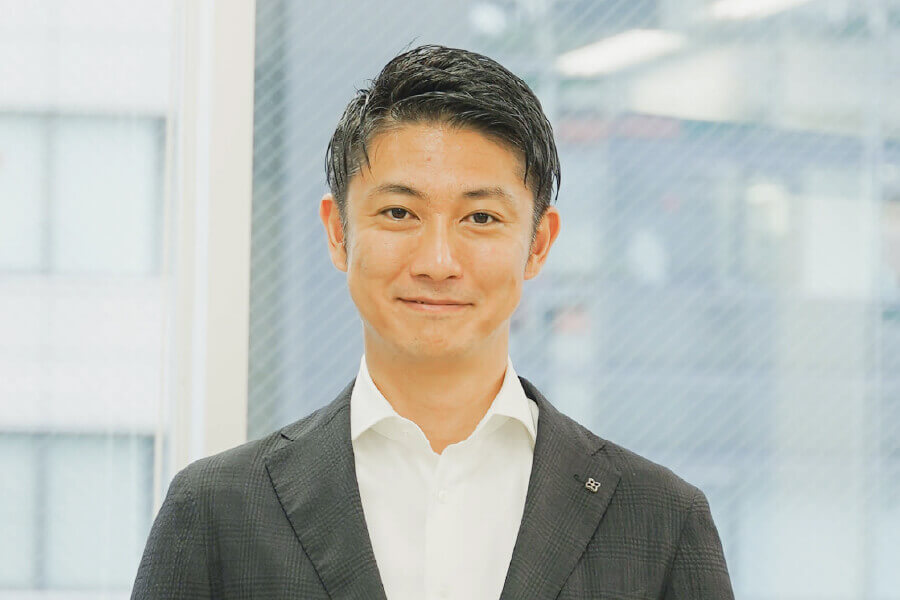 代表取締役社長 篠田 礼門